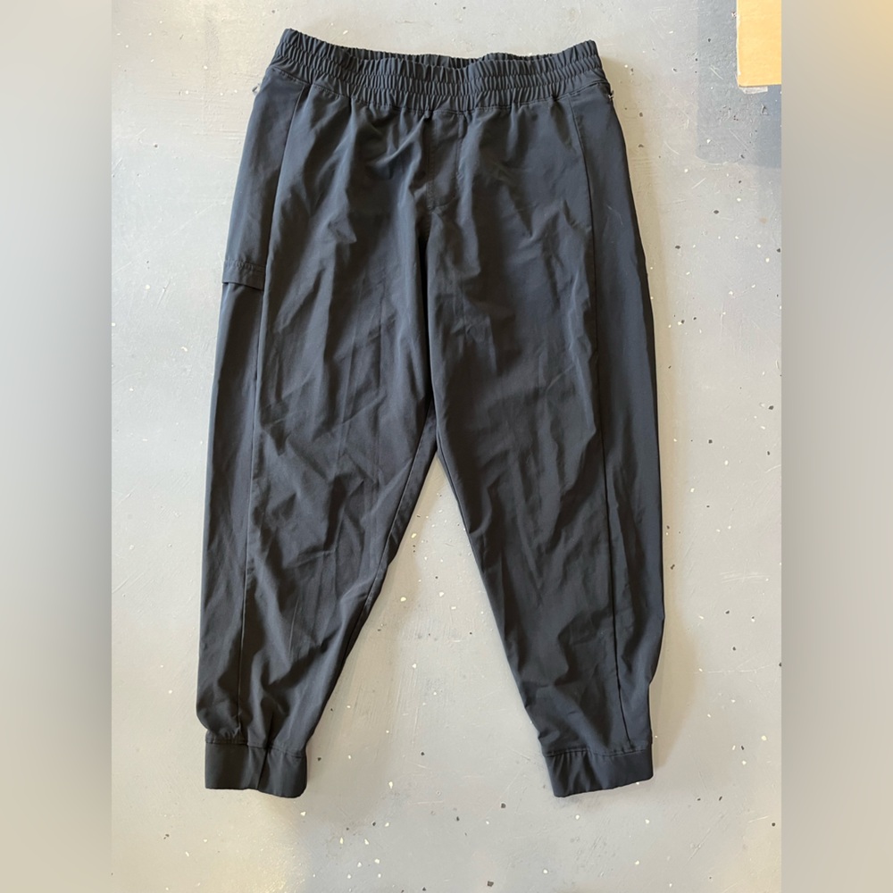 Columbia women’s jogger active wear pants in black